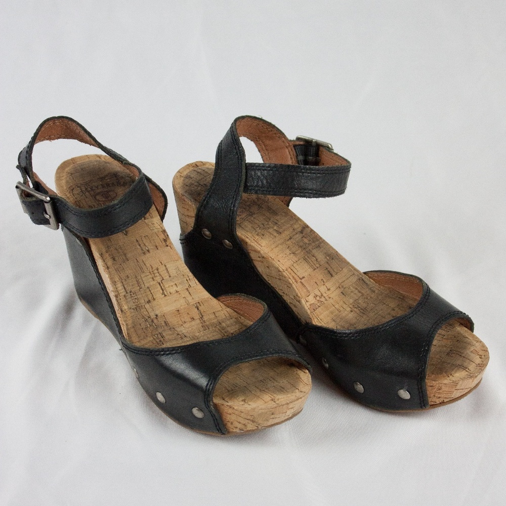 Lucky Brand wedge sandals